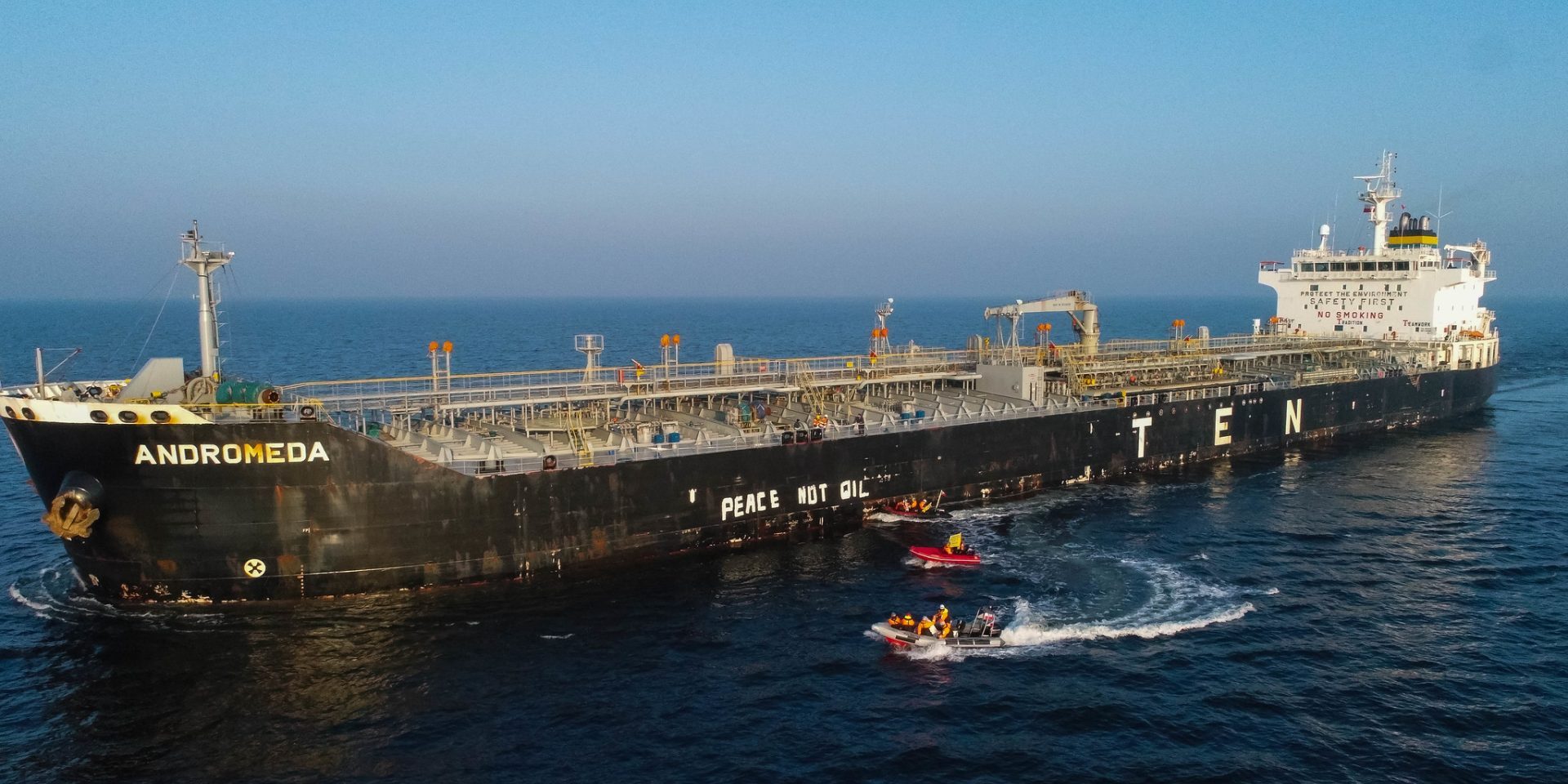 Austrália sanciona petroleiros fantasma russos
