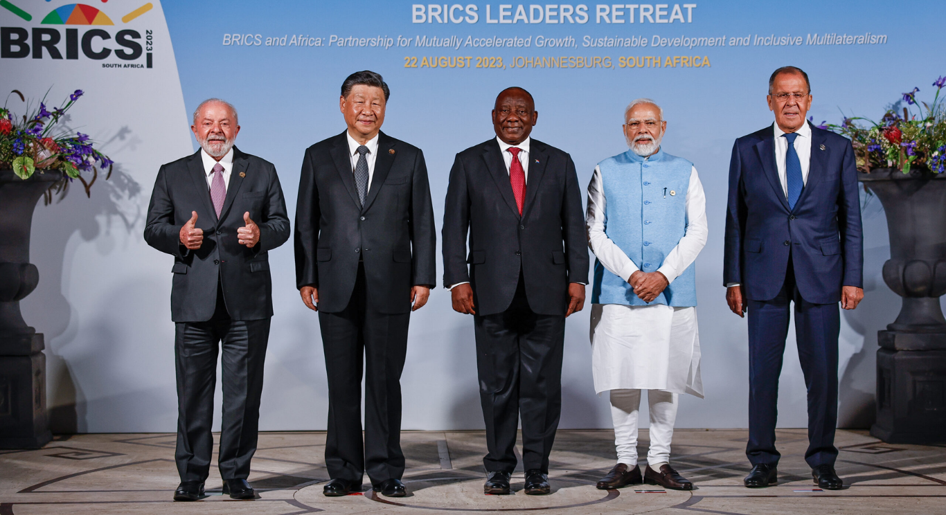 Cúpula dos BRICS esvaziada: Putin e Xi decidem não vir ao Brasil de Lula
